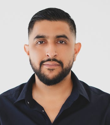 Portrait of Daniel Guerrero, Associate Broker / Realtor®.